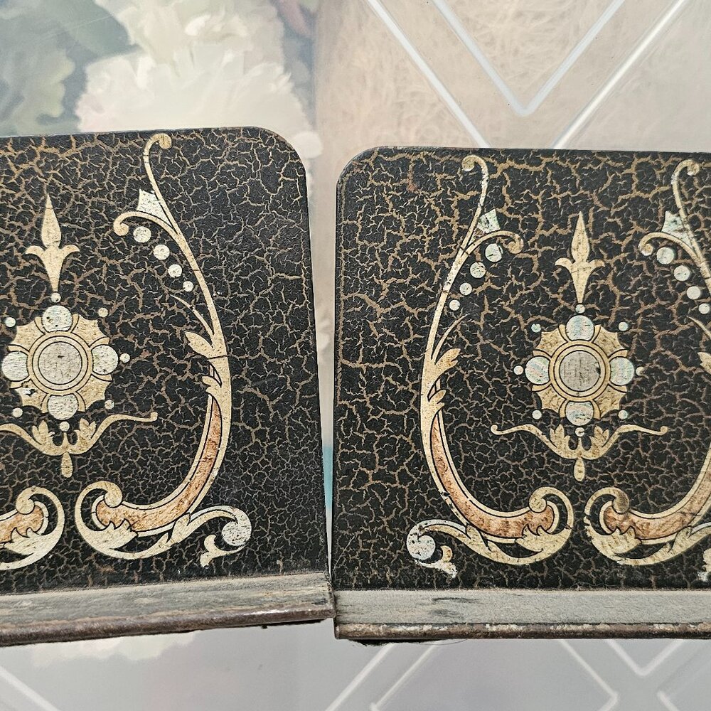 Book Ends - Picture 4 of 7